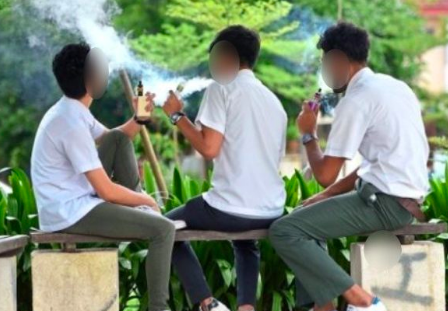 Bengang Ditegur Merokok, Murid Samseng Hunus Pisau Pada Cikgu, 4 Tahun Kemudian…