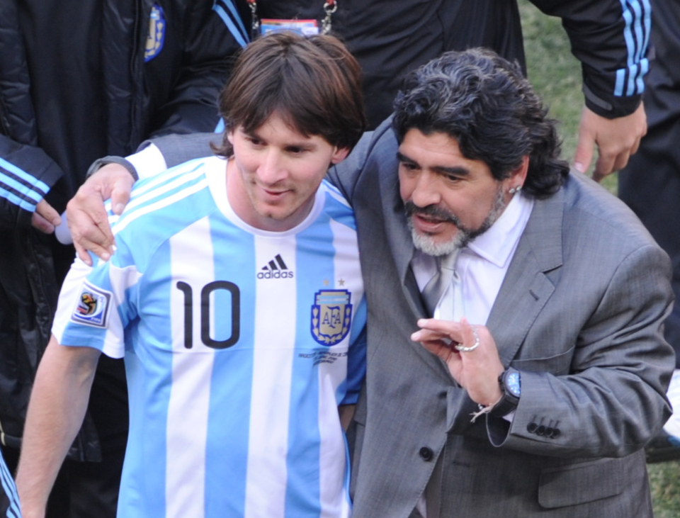 Lagenda Bola Sepak Maradona Meninggal Dunia, Ini Antara ‘Kenangan’ Yang Ditinggalkan