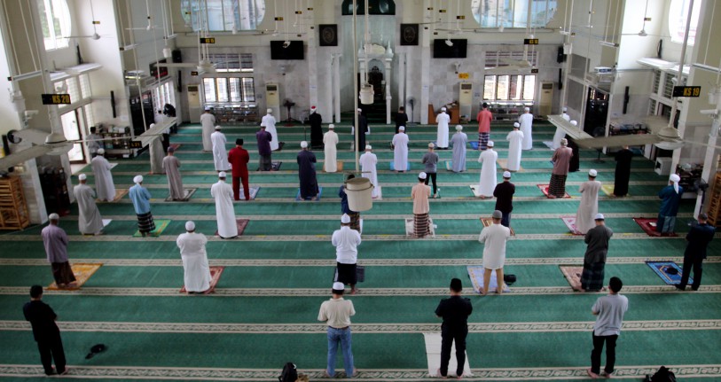 Sabah Benarkan Solat Jumaat, Jemaah & Akad Nikah Di Masjid