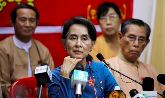 Suu Kyi Ditahan Semasa Rampasan Kuasa Tentera, Doktor Myanmar Protes Enggan Kerja