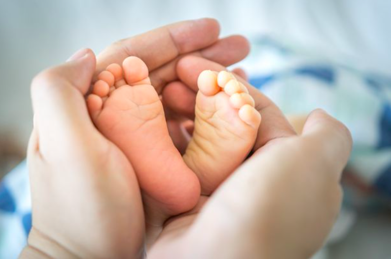 Doktor Jual Bayi Baru Lahir Selepas Pasangan Suami Isteri Mengaku Tak Mampu Bayar Bil Hospital